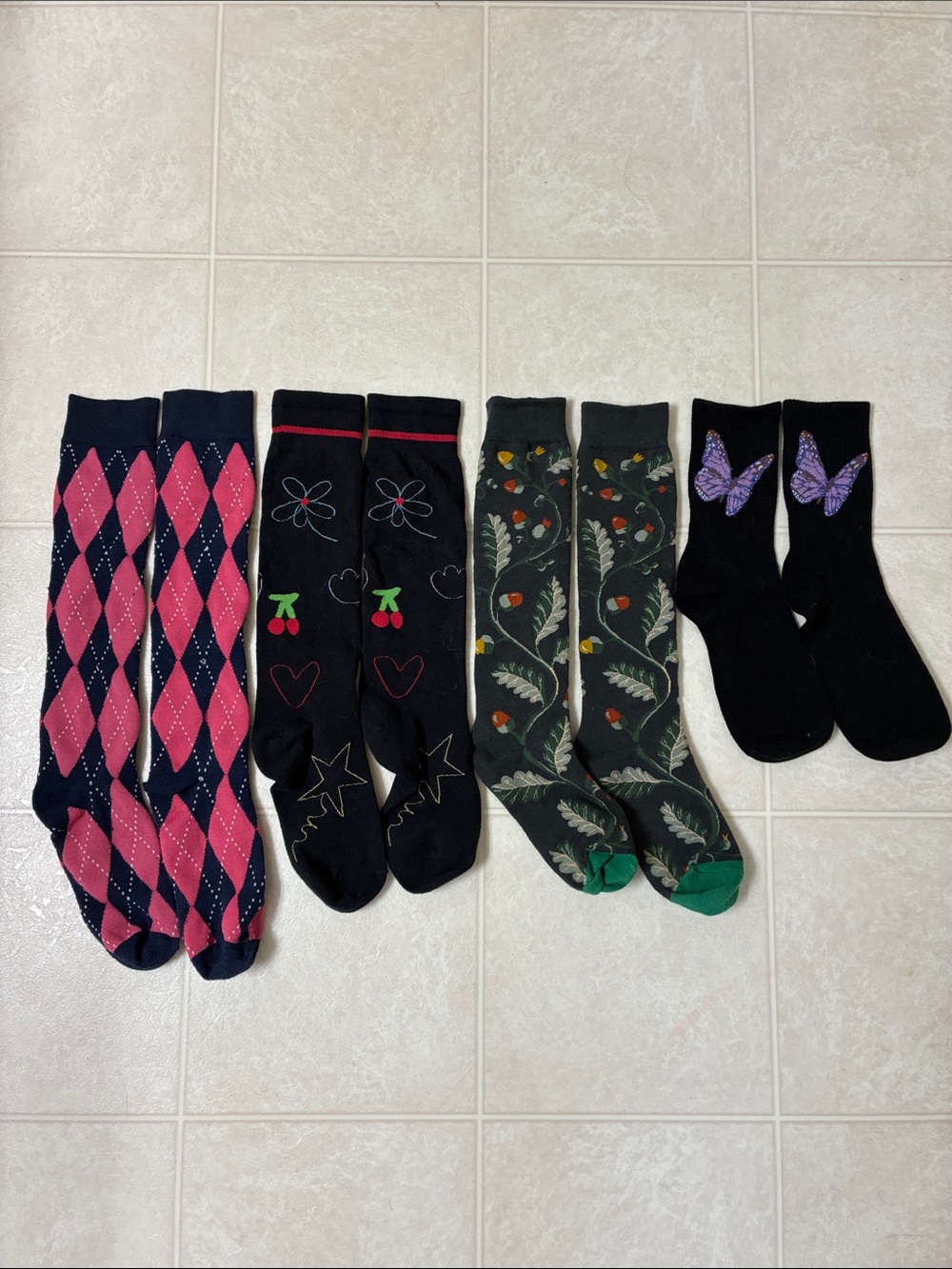 🌷3 for $25🌷Unbranded, 4 Pairs Of Black Blue Pink Purple & Green Knee High Socks